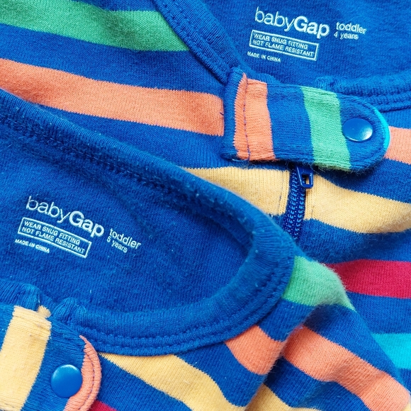 Gap vguc striped footed pajamas size 4 & 5 - Picture 5 of 16